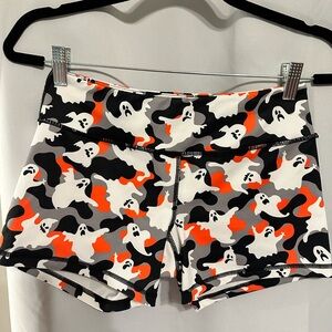 Halloween Born primitive shorts. Size L